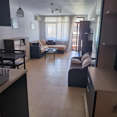 Psb In Etara 2 & 3 Complex Apartment Sweti Wlas