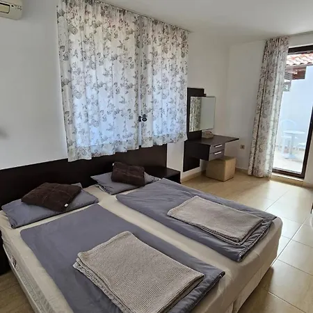 Psb In Etara 2 & 3 Complex Apartmán *